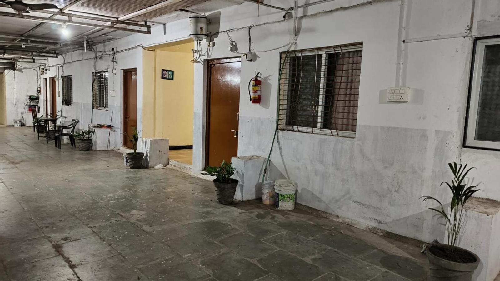 Nain Guest House 우자인 외부 사진